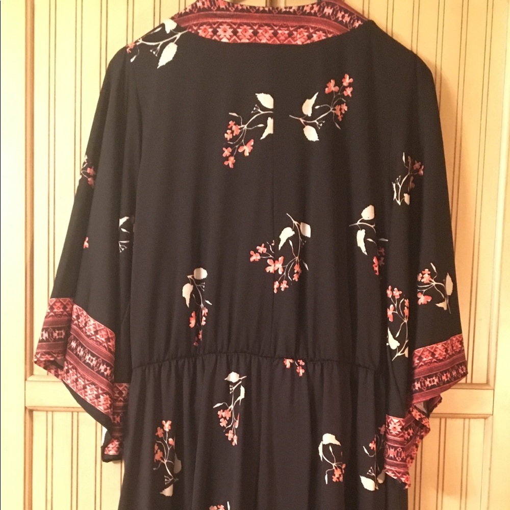 Black floral dress size 2X - Picture 7 of 7